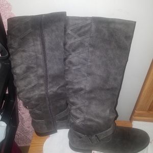 Brand New Women's Tall Boots